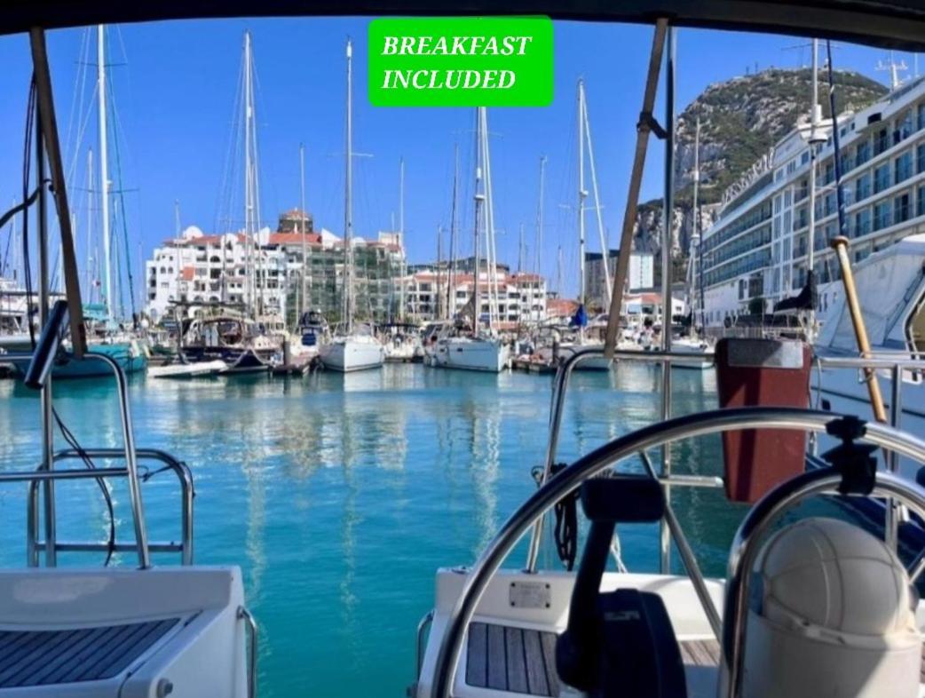 Luxury Yacht Stay "White Dove" Sleeps 6 Гибралтар Екстериор снимка